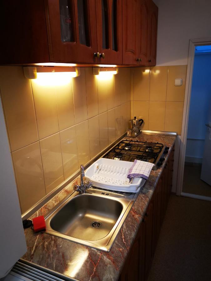 גיולה Mate Apartman מראה חיצוני תמונה